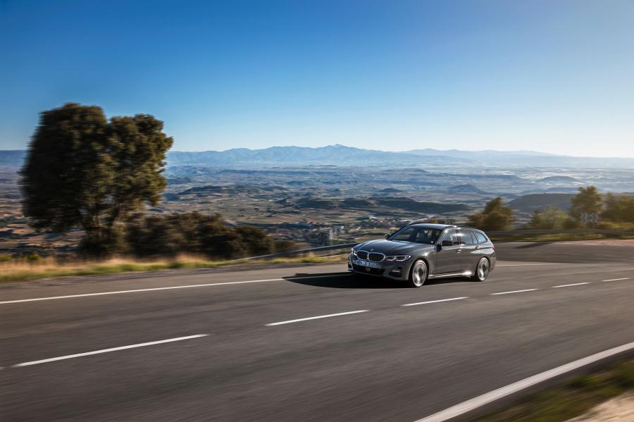  BMW 330i Touring M Sport (G21) 2019 года  (WW) (фото 36 из 93)